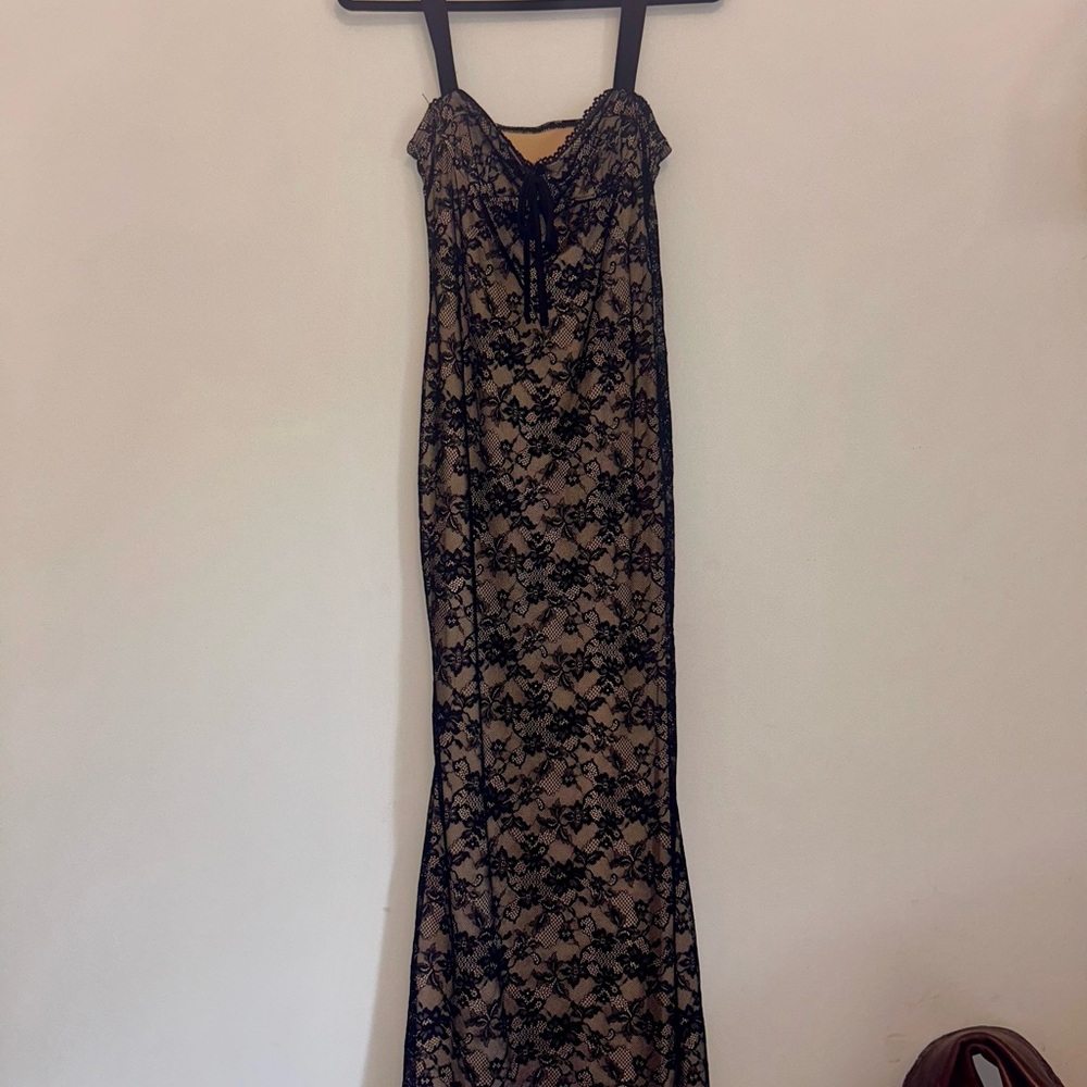 Elegant Black Lace Dress